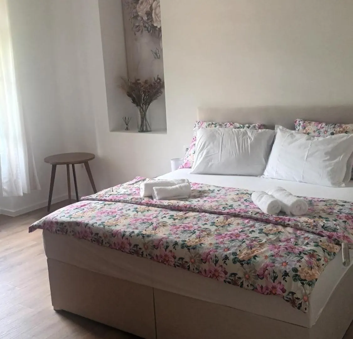 Apartment Apartman Klaudia Ika Croatia